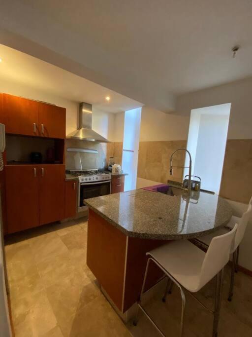 Hermoso Departamento En Bosques De Las Lomas Dos Habitaciones Cidade do México Exterior foto